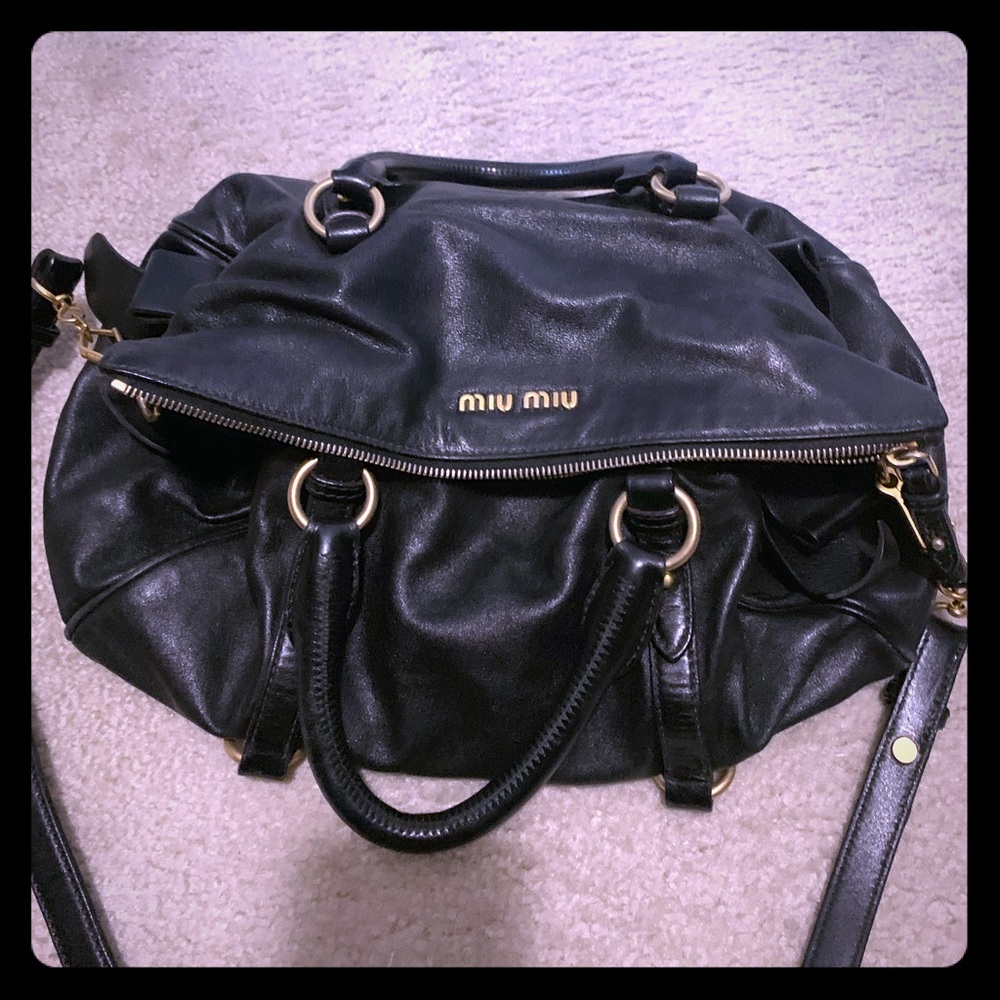 Miu miu Vitello bag black